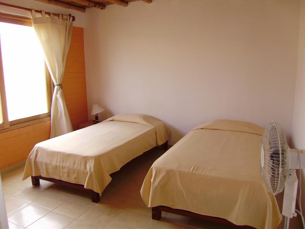 El Gran Velero Hotell Los Órganos Rum bild