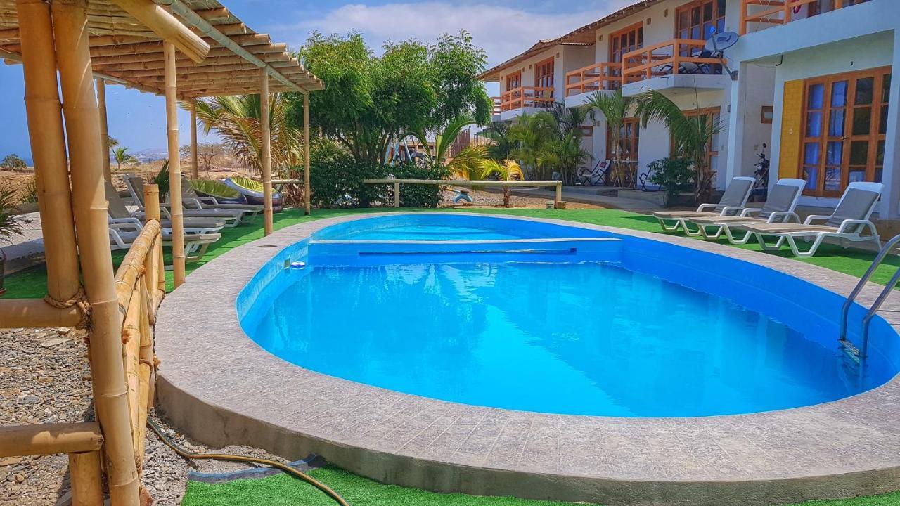 El Gran Velero Hotell Los Órganos Exteriör bild
